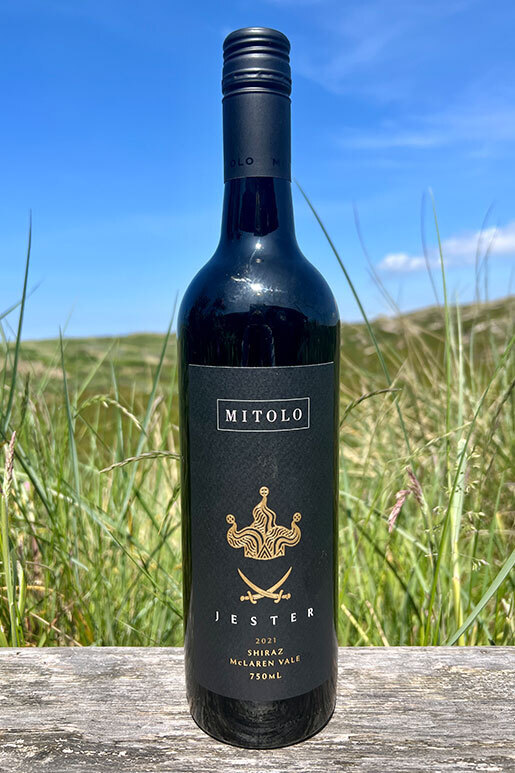2021 Mitolo "Jester" Shiraz only Sansibar 0,75l 2021 Mitolo "Jester" Shiraz only Sansibar 0,75l