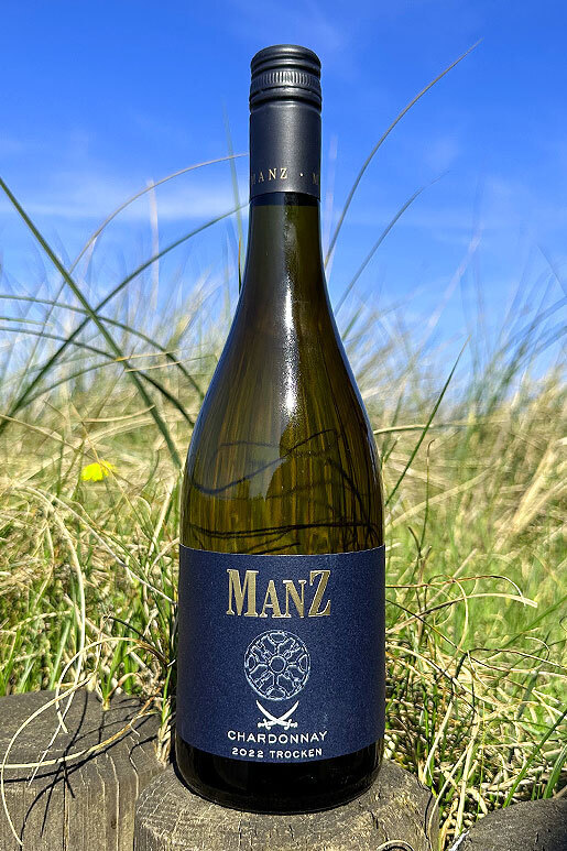 2022 Manz Chardonnay trocken "only Sansibar" 0,75l 2022 Manz Chardonnay trocken "only Sansibar" 0,75l