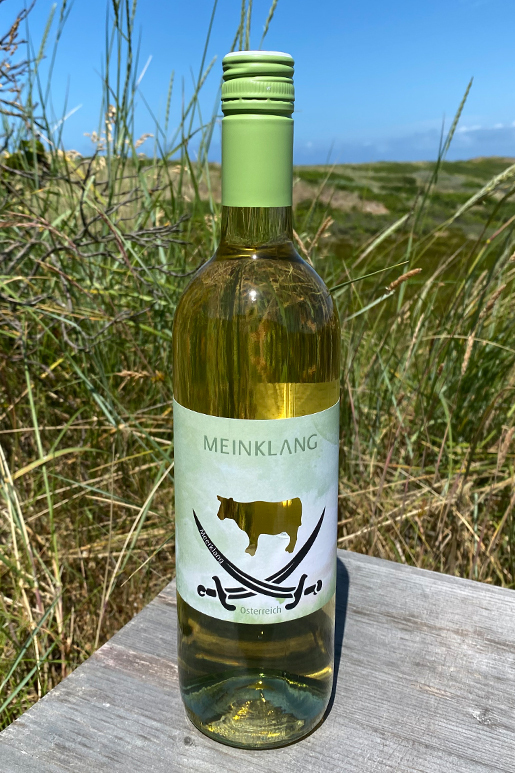 2022 Meinklang Meerklang Weisswein Cuvée "only Sansibar" 0,75l 2022 Meinklang Meerklang Weisswein Cuvée "only Sansibar" 0,75l