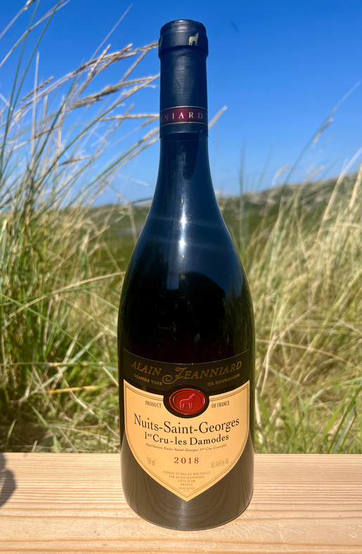 2018 Domaine Jeanniard Nuits-Saint- Georges 1er Cru-les-Damodes 0,75l 2018 Domaine Jeanniard Nuits-Saint- Georges 1er Cru-les-Damodes 0,75l